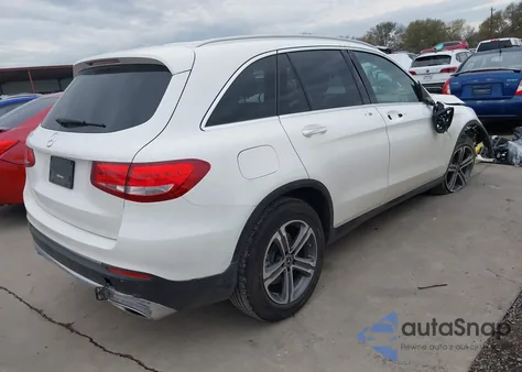 2019 Mercedes-Benz Glc 300 from USA, damaged, VIN WDC0G4JBXKV136140